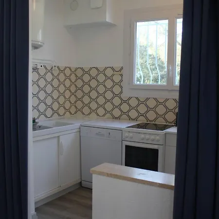 - Rez-de-chaussee Droit - 90m De La ロンス・レ・バン