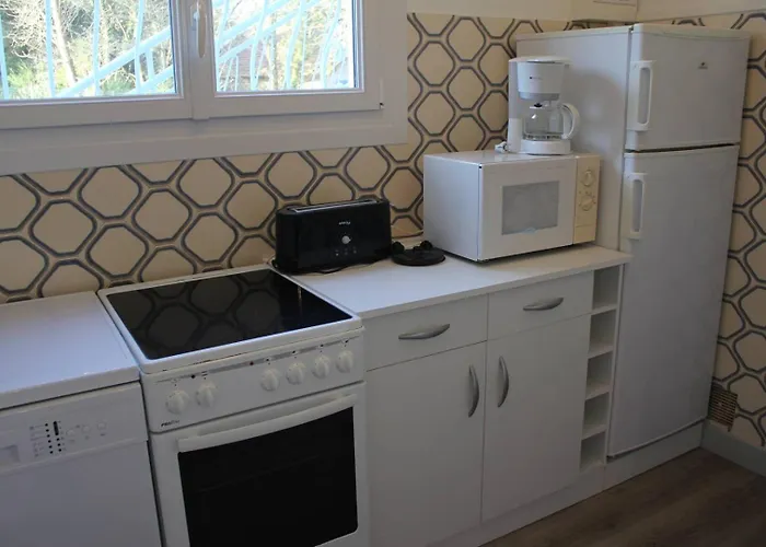 - Rez-de-chaussee Droit - 90m De La Διαμέρισμα